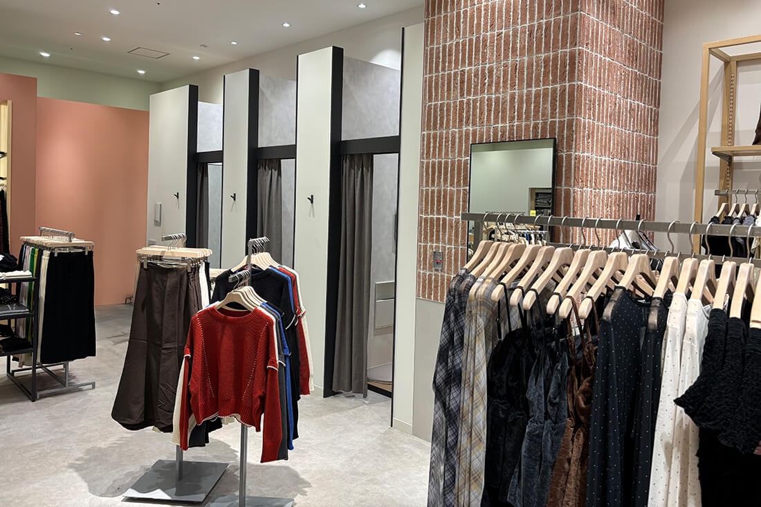 LOWRYS FARM イオンモール須坂